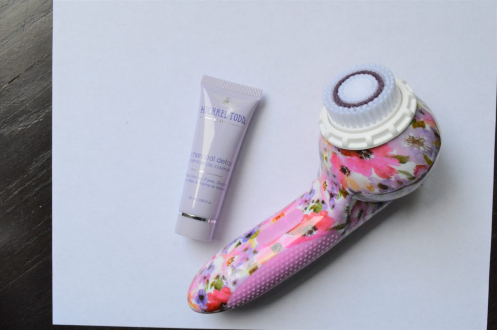 Soniclear Product shot - Shopping and Info