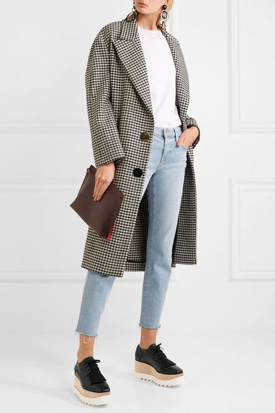 bbf836d6e785d94fa18c251eaf2f0fc8 - Shopping and Info Woman wearing a nice fall outfit with platform brogues from Stella McCartney