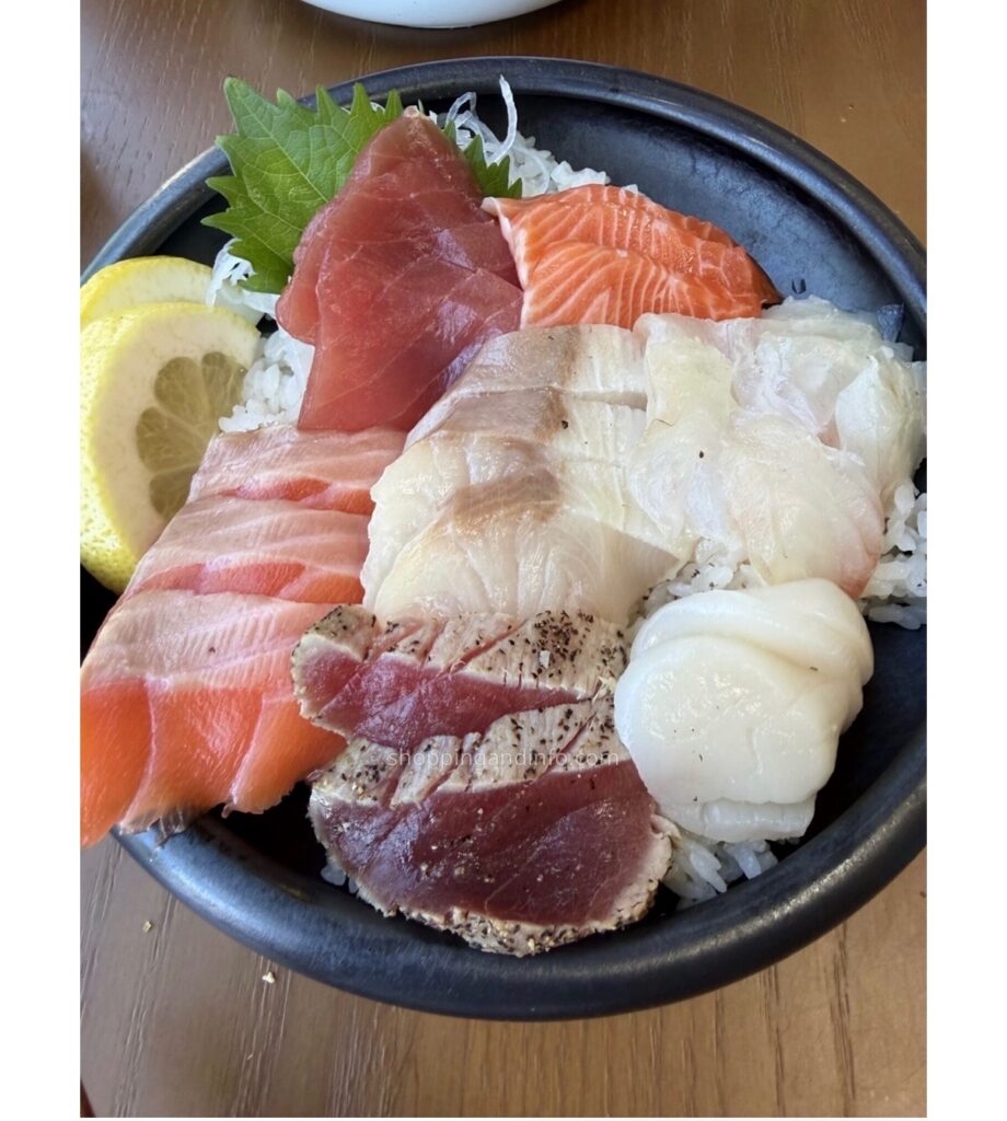 Chirashi bowl with assorted fish over rice