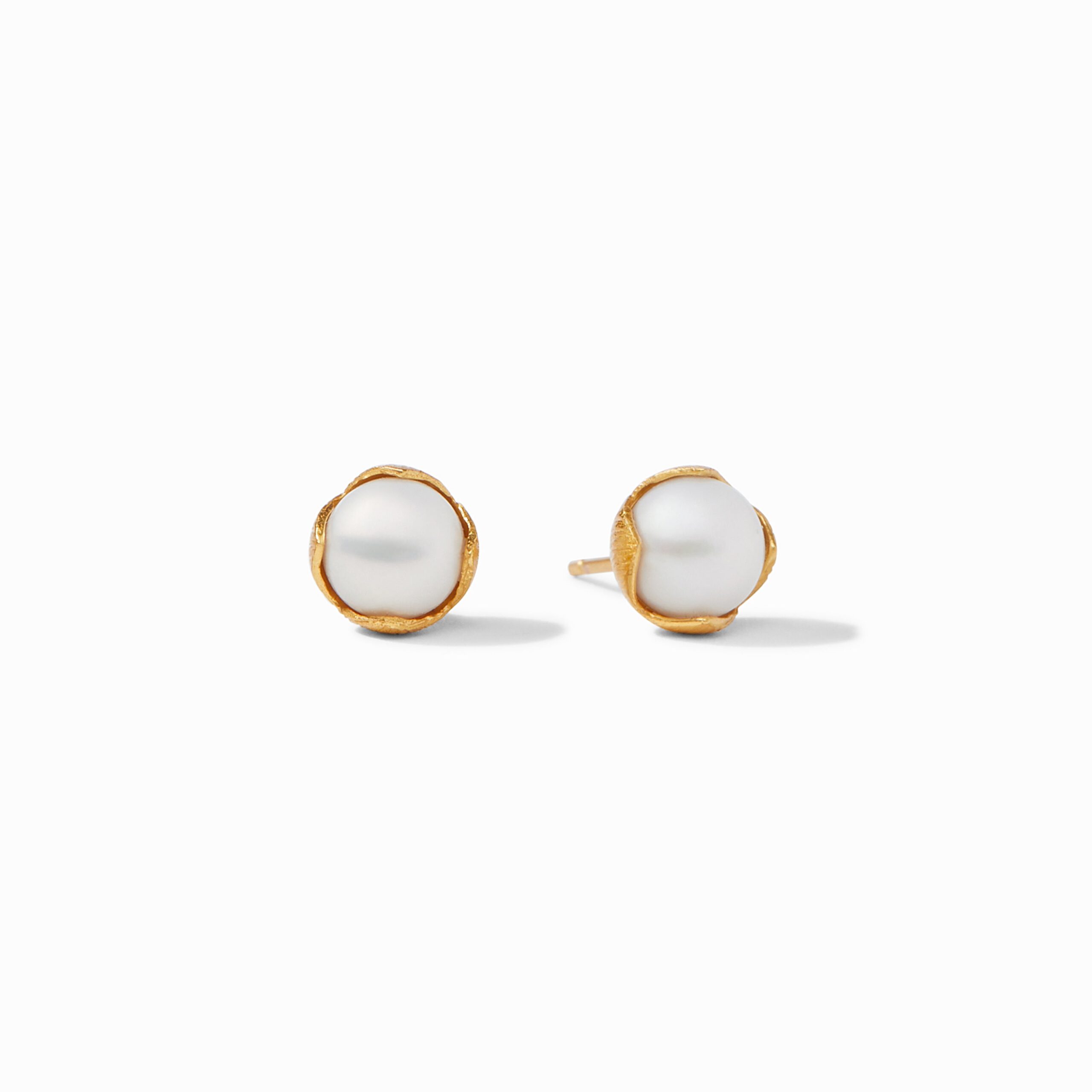 Julie Vos Penelope Pearl Studs - Elizabeth Dutton outfits Julie Vos Penelope Pearl Studs - Elizabeth Dutton outfits
