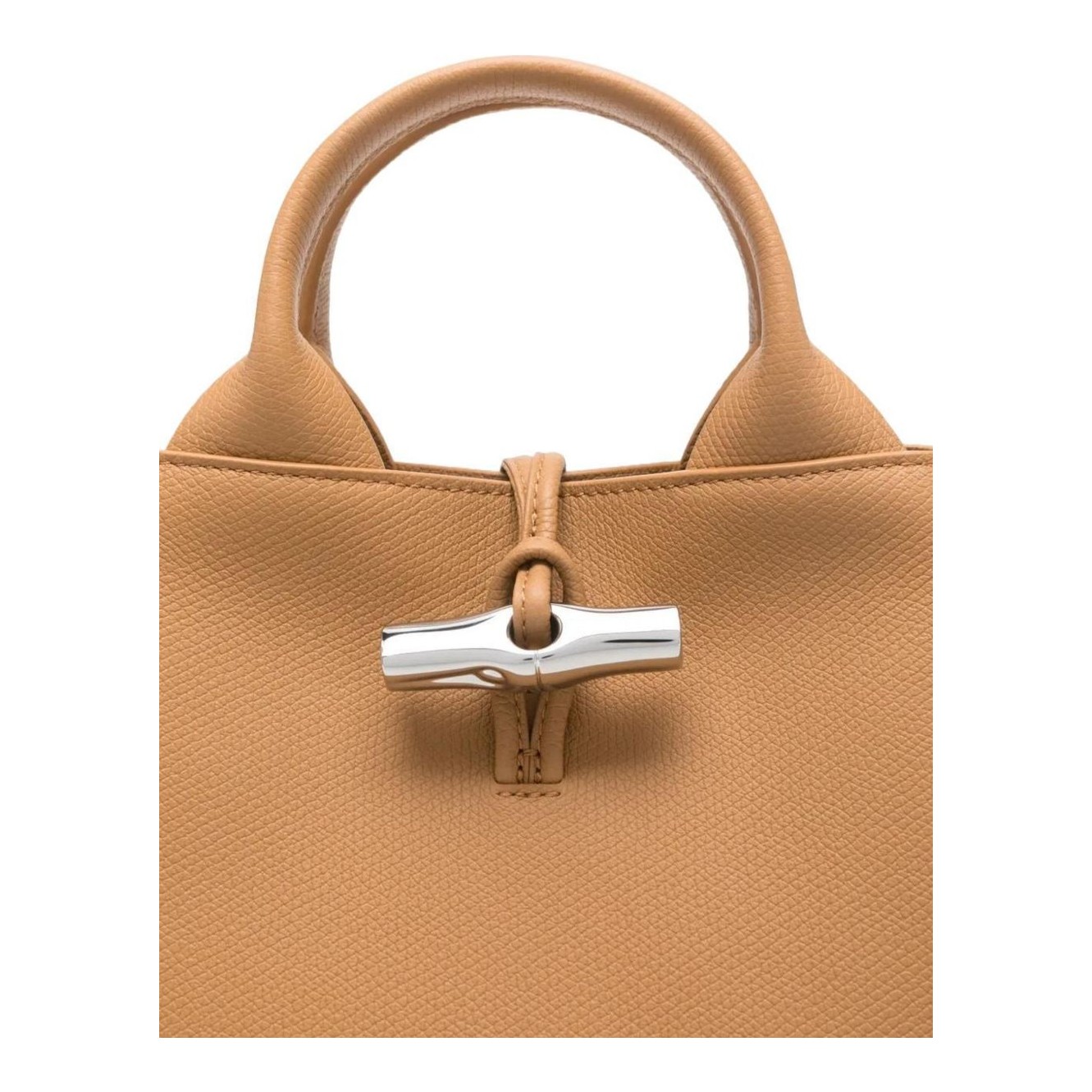 Rich-looking minimalist handbags: Longchamp Small Le Roseau Leather Tote Bag in Red Rich-looking minimalist handbags: Longchamp Small Le Roseau Leather Tote Bag in Red
