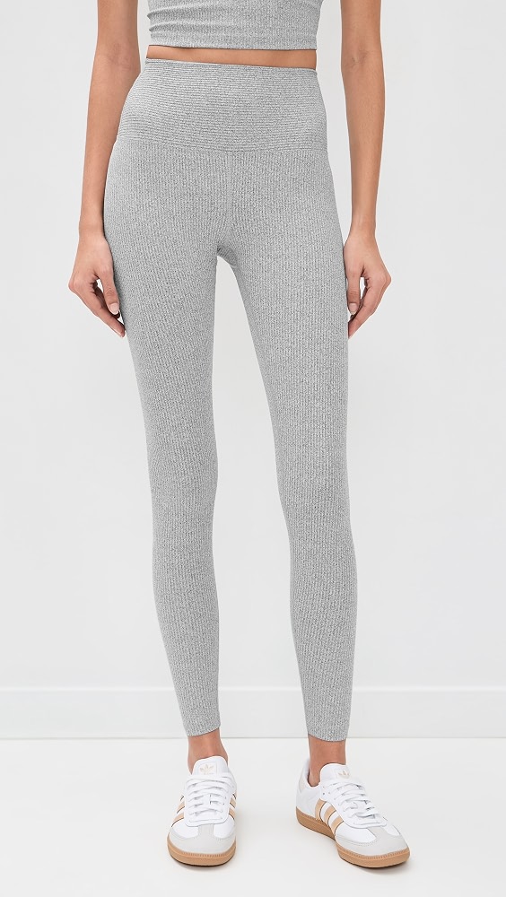 Year of Ours The Ribbed 7/8 Leggings in Heather Grey
