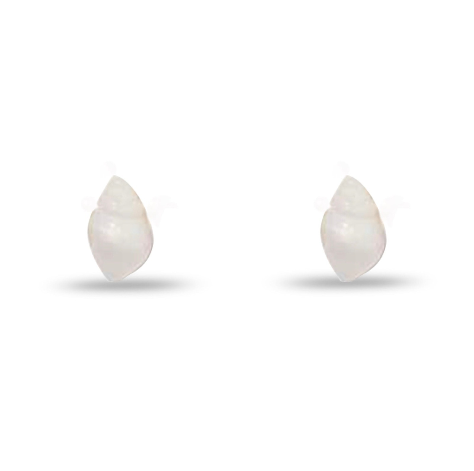 Lele Sadoughi Mother of Pearl Conch Shell Button Earrings - Cabo resort outfits