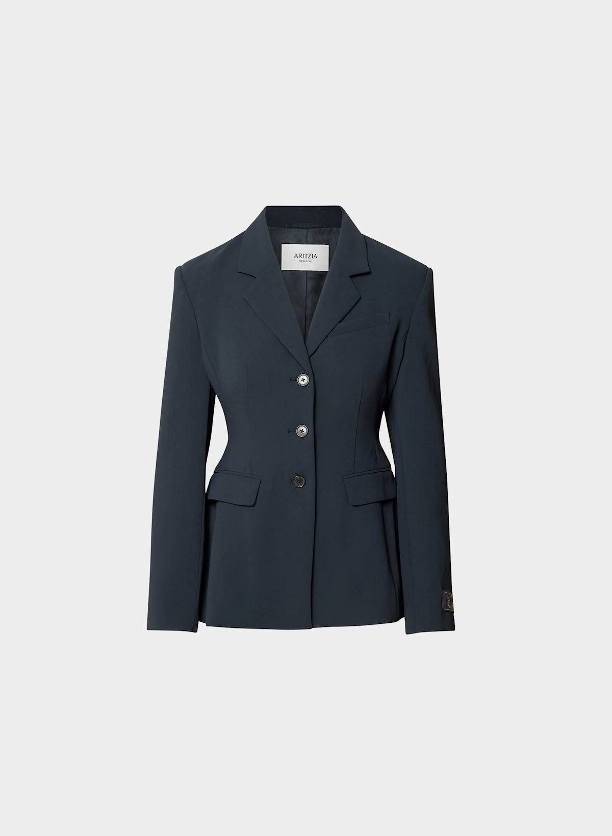 Aritzia Standout Blazer in Navy - Angela Norris Outfits Aritzia Standout Blazer in Navy - Angela Norris Outfits