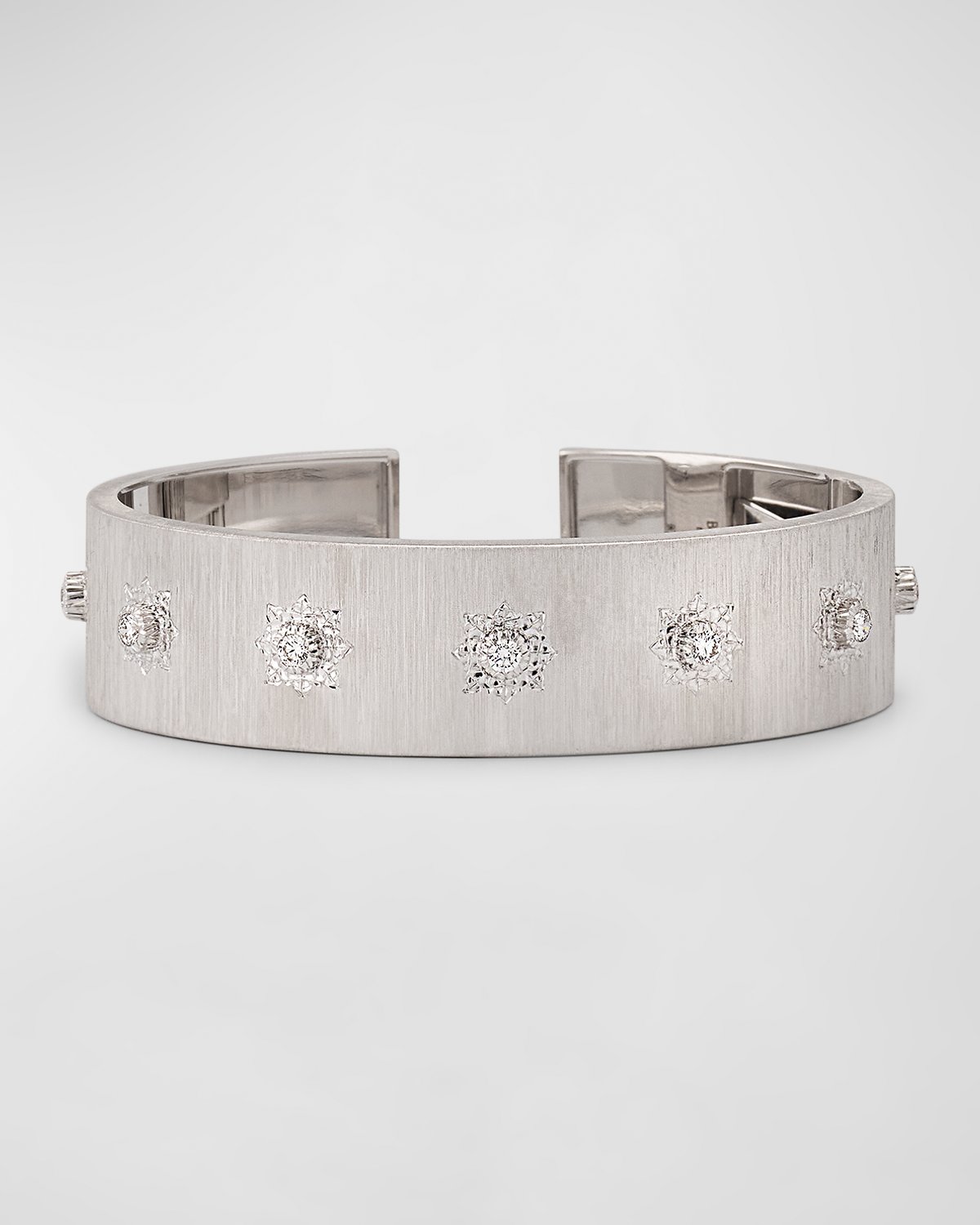 Buccellati Macri Classica White Gold Diamond Cuff