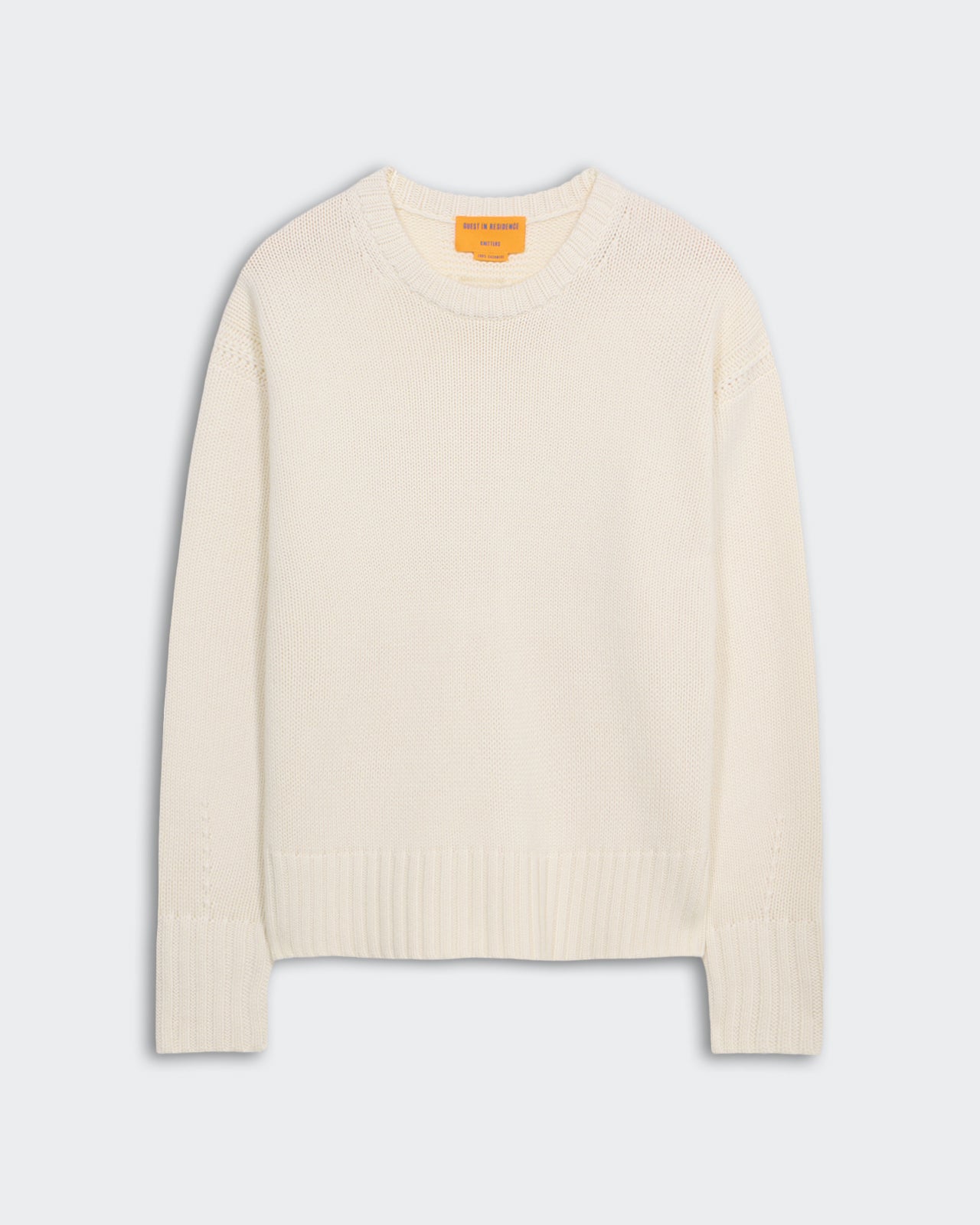 Date night outfits: Guest in Residence Cozy Crew Cashmere Sweater in Cream Date night outfits: Guest in Residence Cozy Crew Cashmere Sweater in Cream