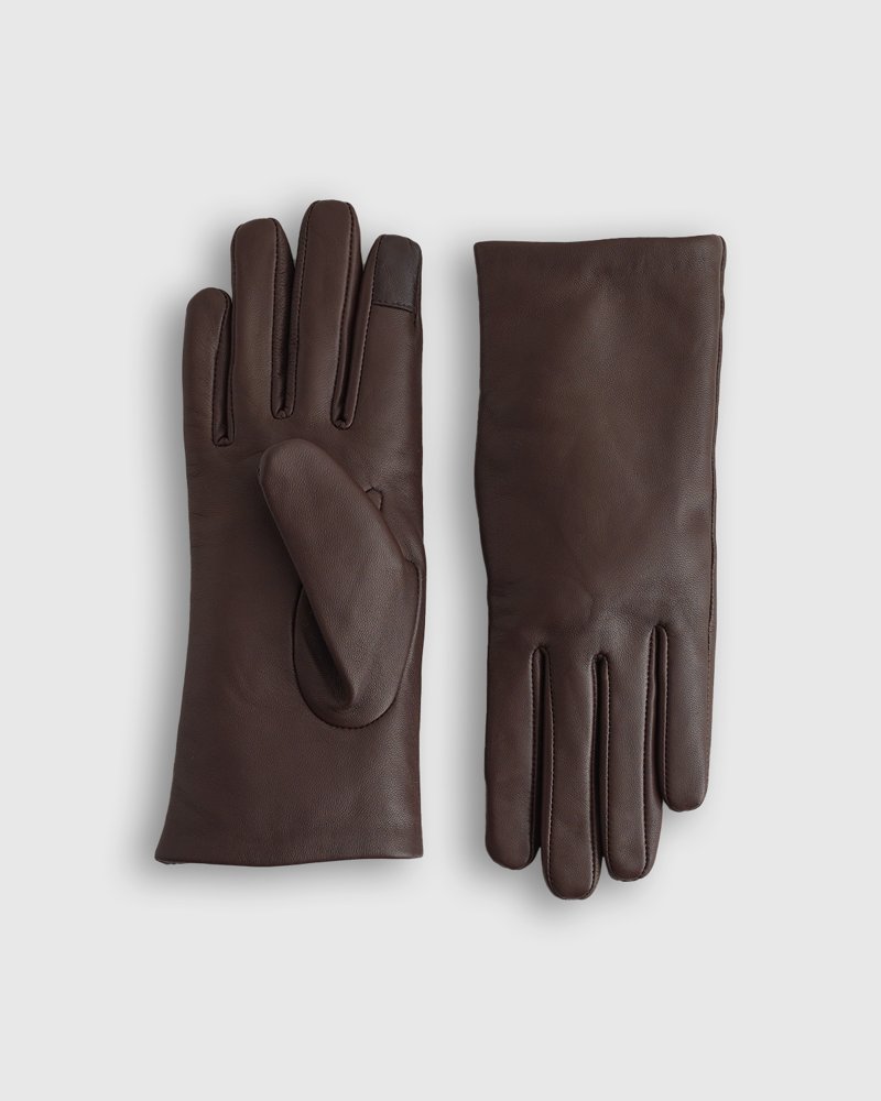 Quince cashmere-lined leather gloves in chocolate - Hamptons in Winter Quince cashmere-lined leather gloves in chocolate - Hamptons in Winter
