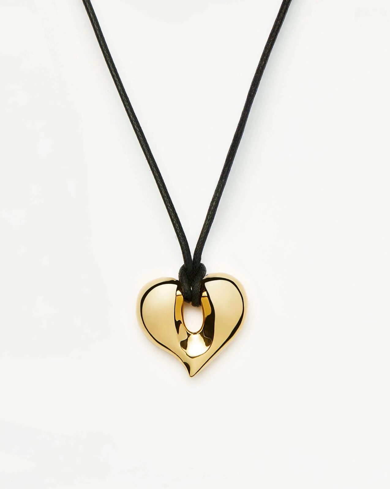 Missoma Molten Heart pendant - holiday gifts for the woman who has everything Missoma Molten Heart pendant - holiday gifts for the woman who has everything