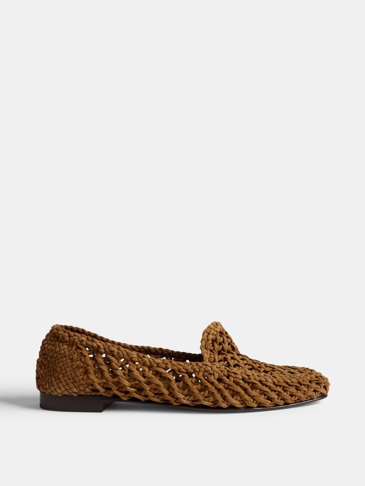Le Monde Beryl Soft Knotted Loafers in Taupe - Your Ultimate Packing Guide for a Stylish Summer in Paris & Bordeaux Le Monde Beryl Soft Knotted Loafers in Taupe - Your Ultimate Packing Guide for a Stylish Summer in Paris & Bordeaux