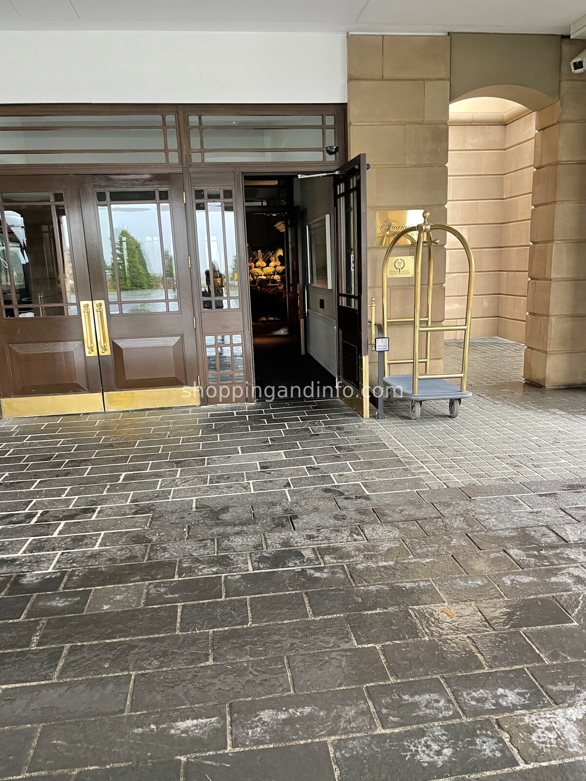 The entrance at the Fairmont St Andrews - Scottish Designers