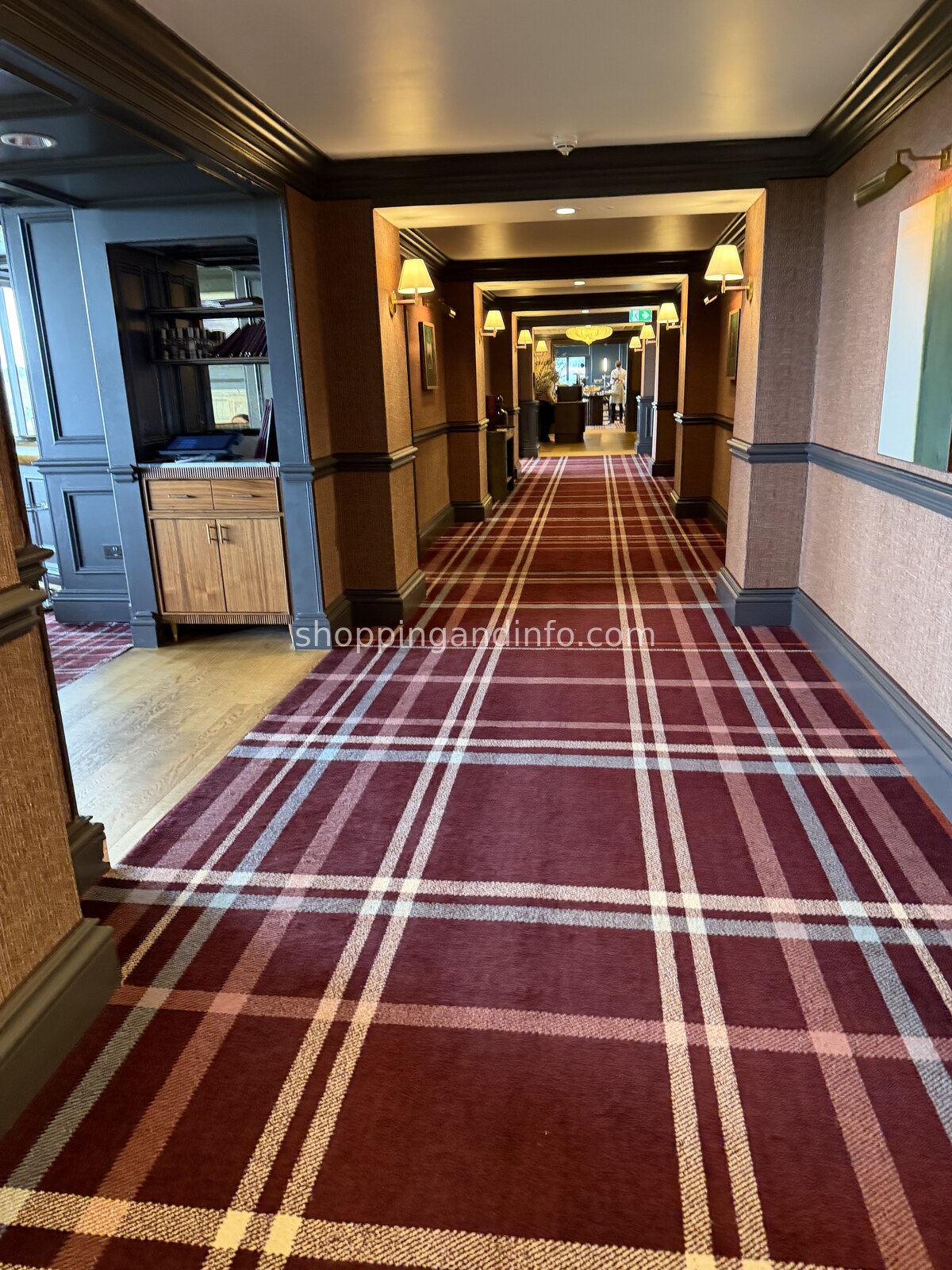 The tartan hallway at the Old Course Hotel - Scottish Designers