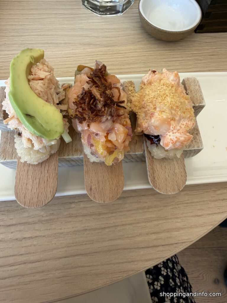Three temaki paddles at Sora