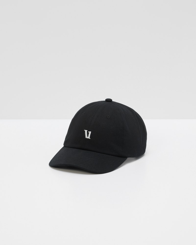 Vuori Dad Hat in black